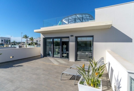 Resale - Villa - Orihuela Costa - Campoamor