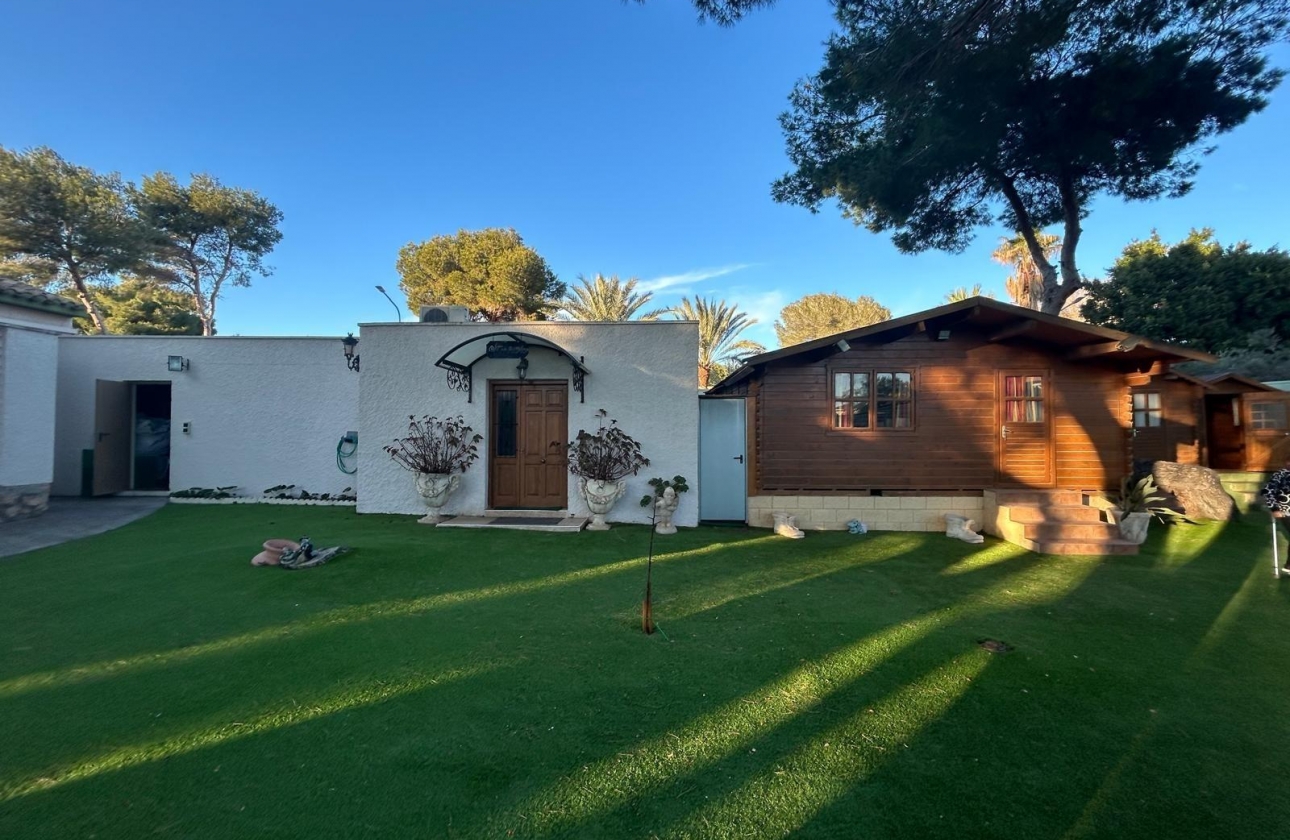 Wiederverkauf - Villa - Orihuela Costa - Altos de Campoamor