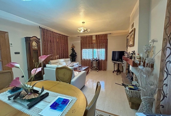 Wiederverkauf - Villa - Orihuela Costa - Altos de Campoamor