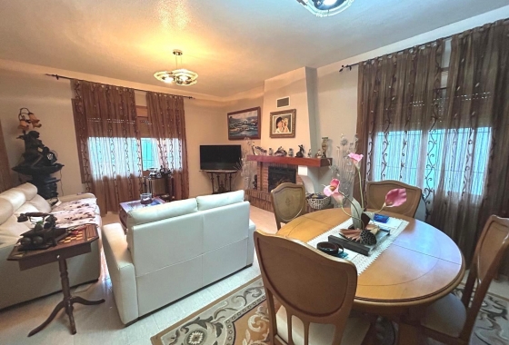 Wiederverkauf - Villa - Orihuela Costa - Altos de Campoamor