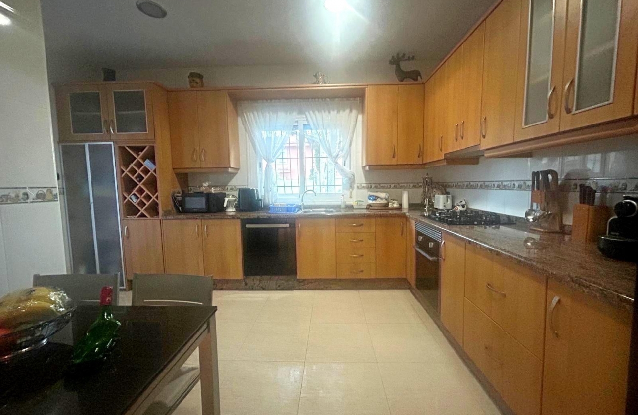 Wiederverkauf - Villa - Orihuela Costa - Altos de Campoamor