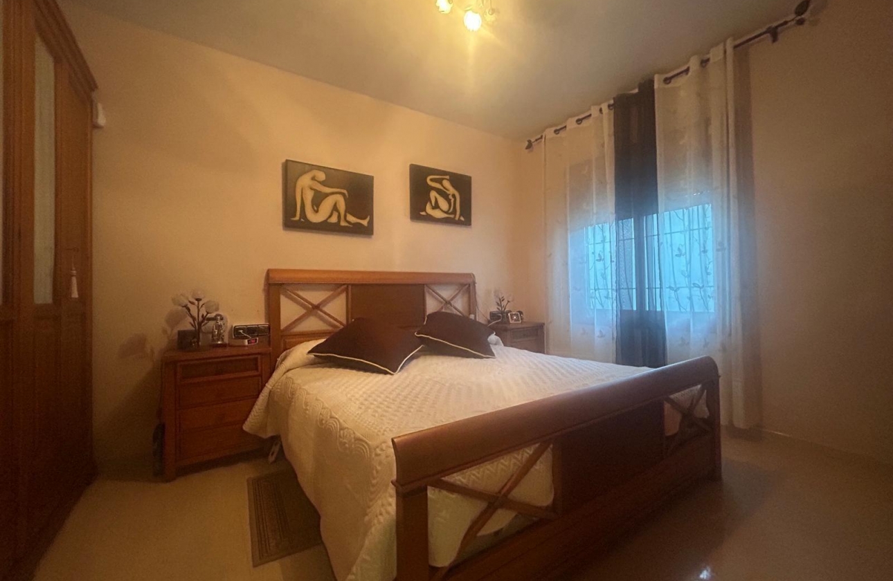 Wiederverkauf - Villa - Orihuela Costa - Altos de Campoamor