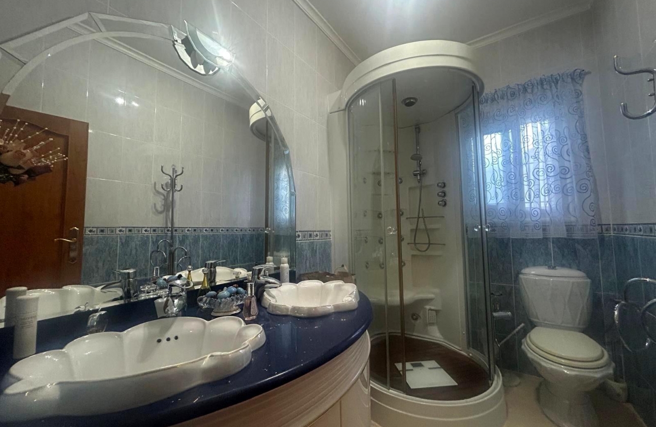 Wiederverkauf - Villa - Orihuela Costa - Altos de Campoamor