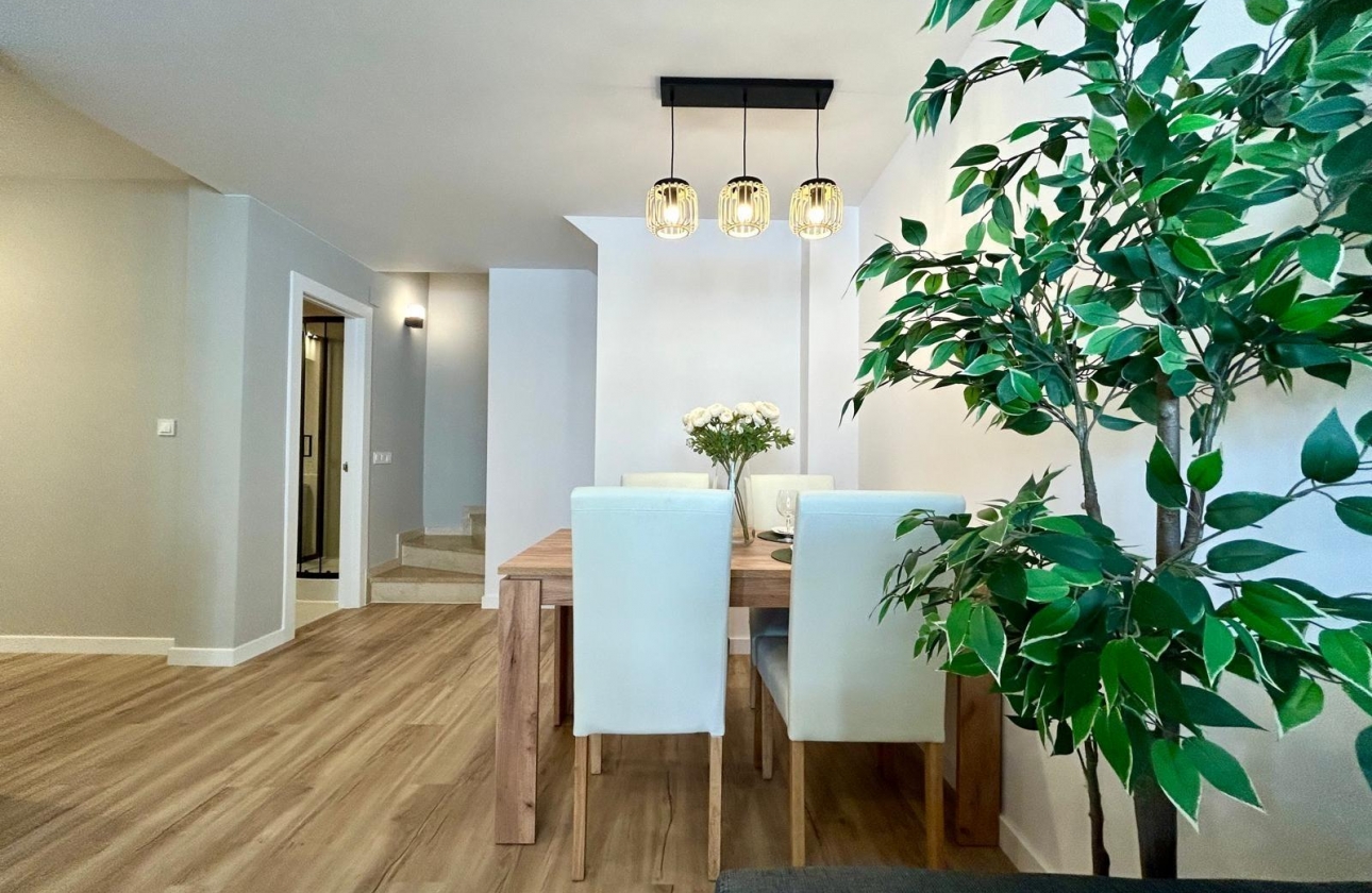 Resale - Townhouse - Orihuela - Urbanización Perla del Mar