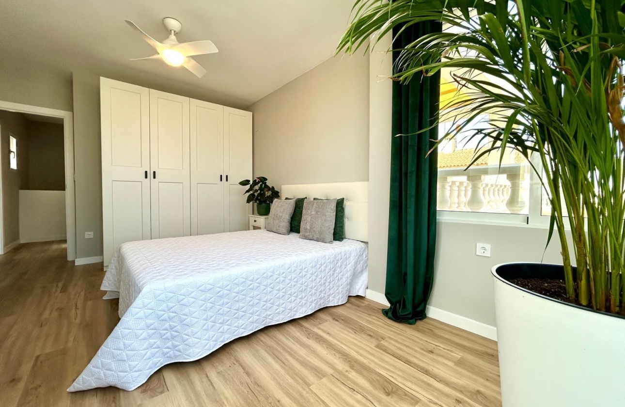 Resale - Townhouse - Orihuela - Urbanización Perla del Mar