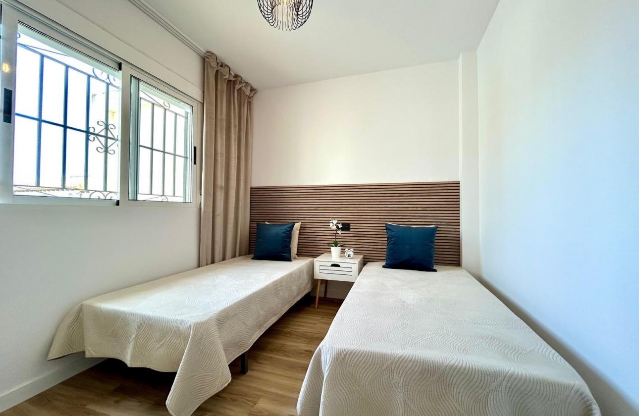 Resale - Townhouse - Orihuela - Urbanización Perla del Mar