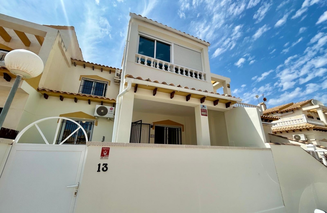 Resale - Townhouse - Orihuela - Urbanización Perla del Mar