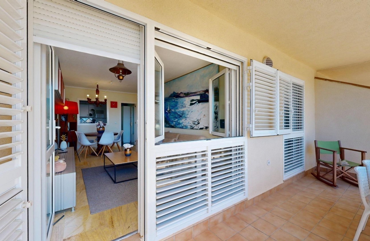 Resale - Apartment - Orihuela Costa - Campoamor