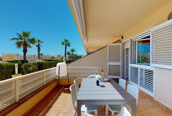 Resale - Apartment - Orihuela Costa - Campoamor