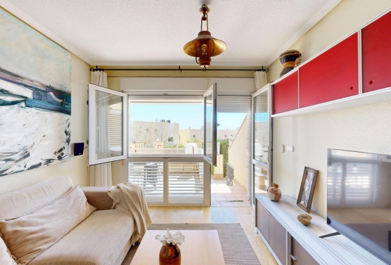 Resale - Apartment - Orihuela Costa - Campoamor