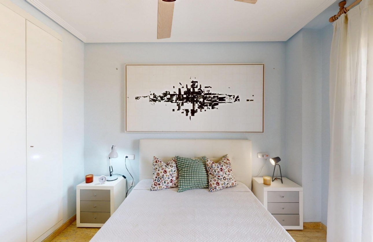 Resale - Apartment - Orihuela Costa - Campoamor