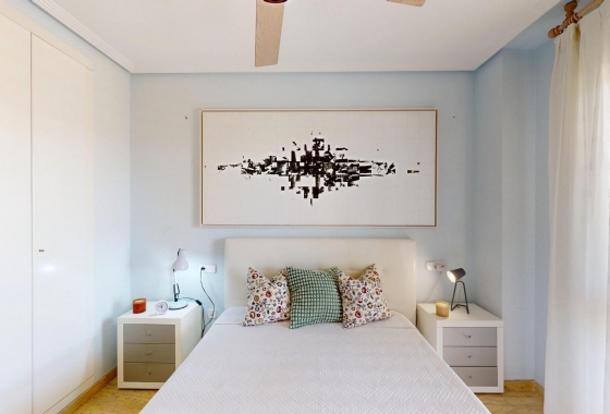 Resale - Apartment - Orihuela Costa - Campoamor