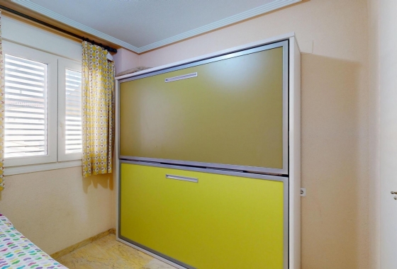 Resale - Apartment - Orihuela Costa - Campoamor