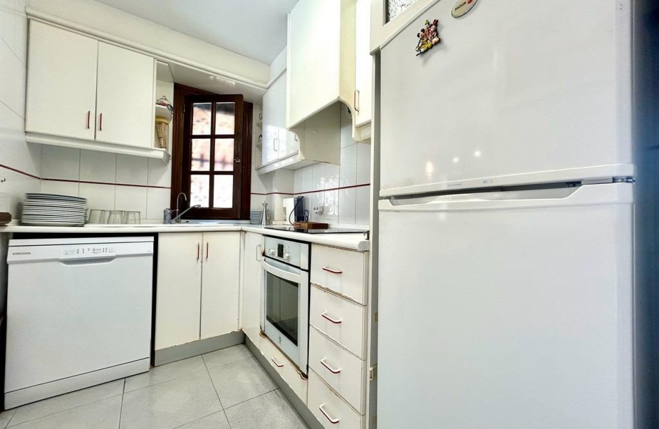 Wiederverkauf - Villa - Orihuela Costa - La Zenia