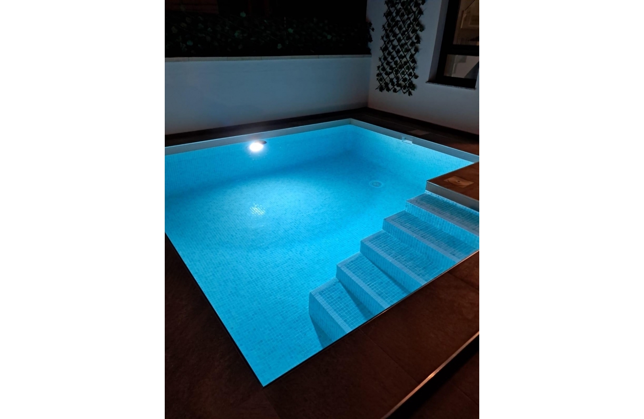 Resale - Villa - Torrevieja - La Siesta - El Salado - Torreta