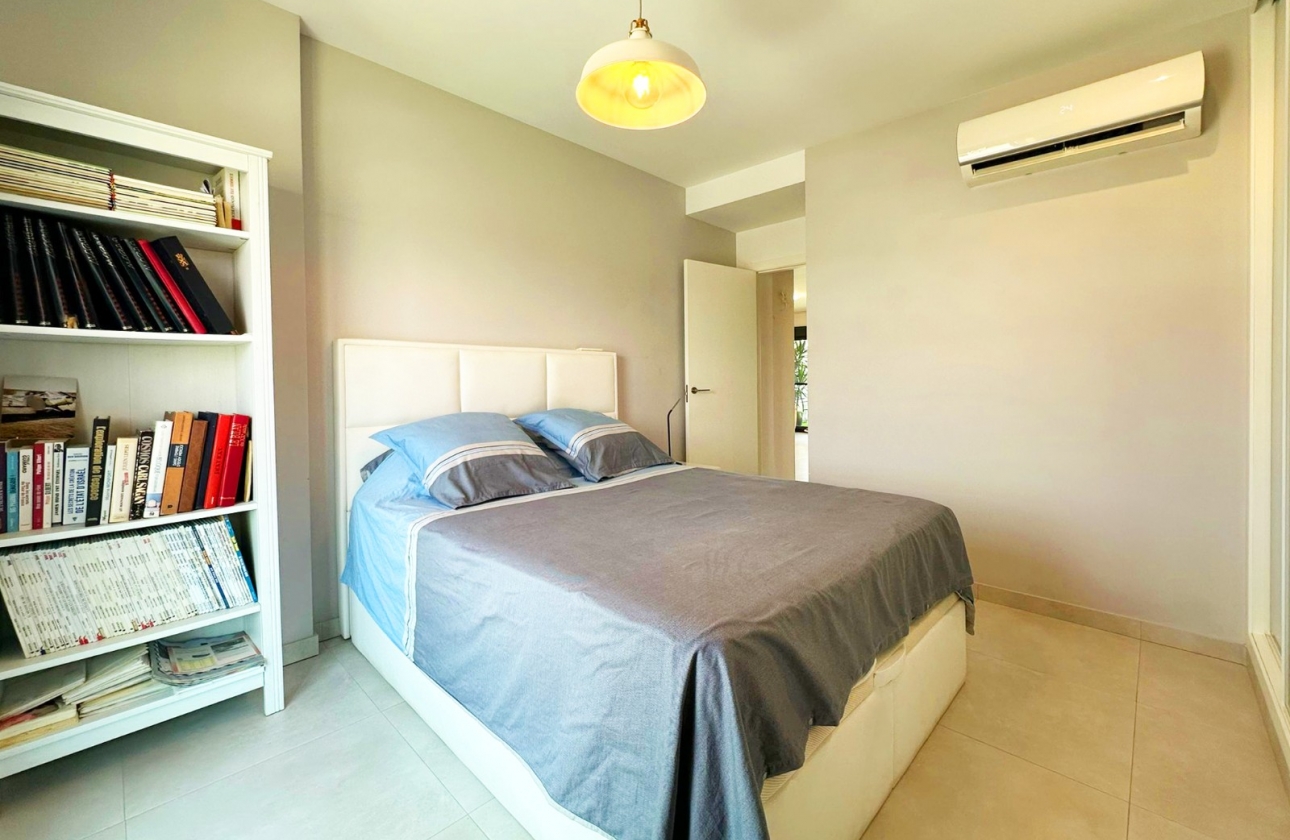 Resale - Apartment - Guardamar del Segura - El Raso