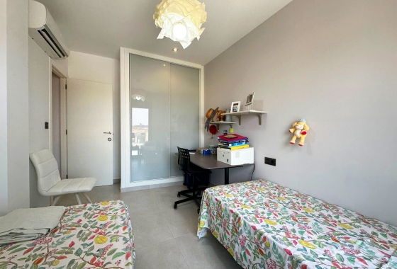 Resale - Apartment - Guardamar del Segura - El Raso