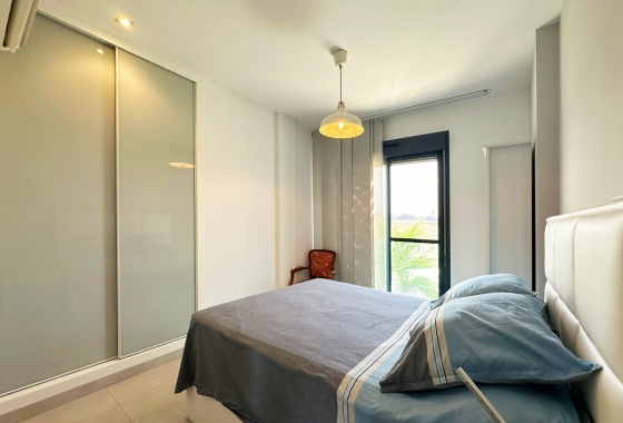 Resale - Apartment - Guardamar del Segura - El Raso