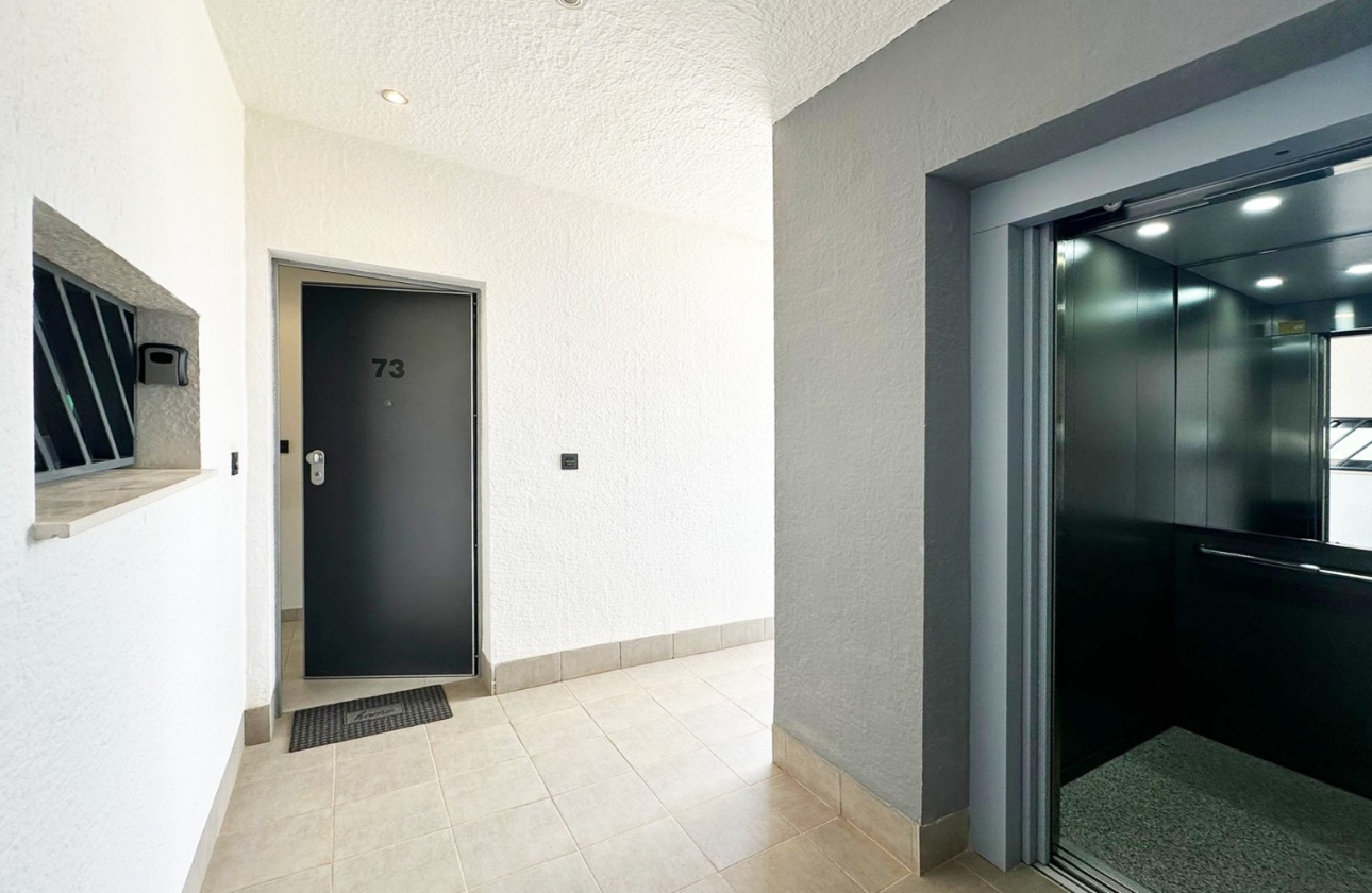 Resale - Apartment - Guardamar del Segura - El Raso