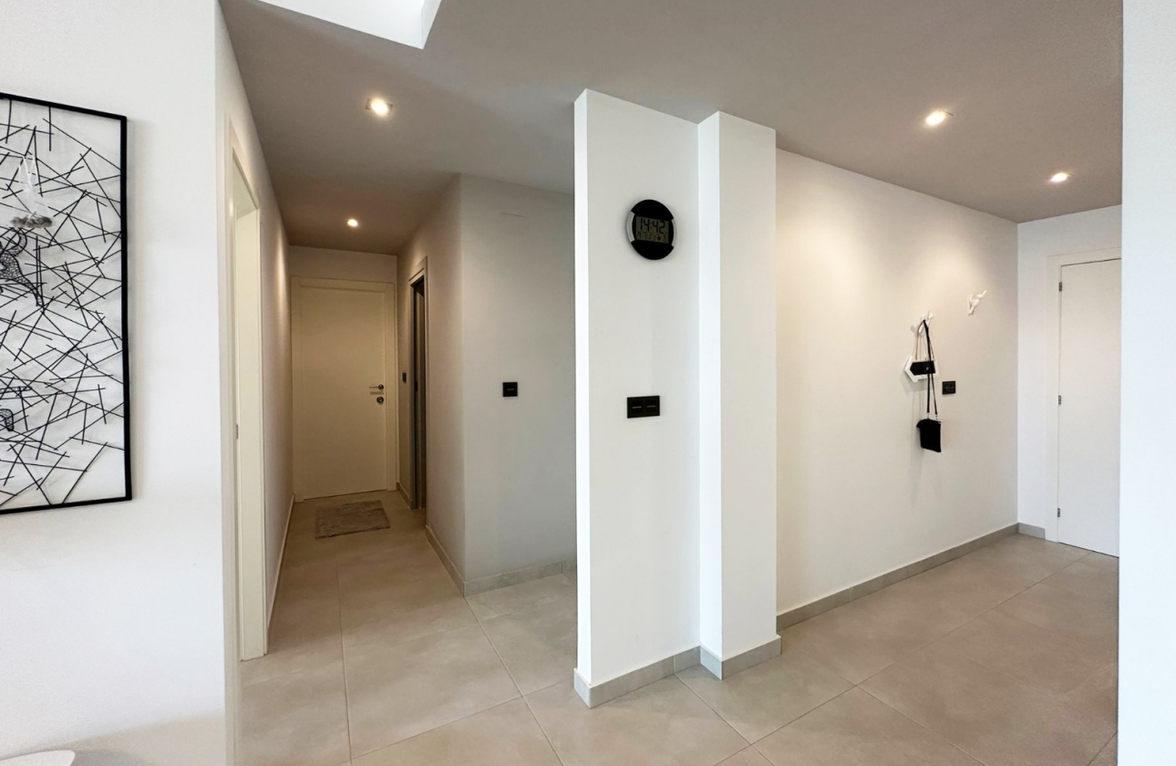 Resale - Apartment - Guardamar del Segura - El Raso