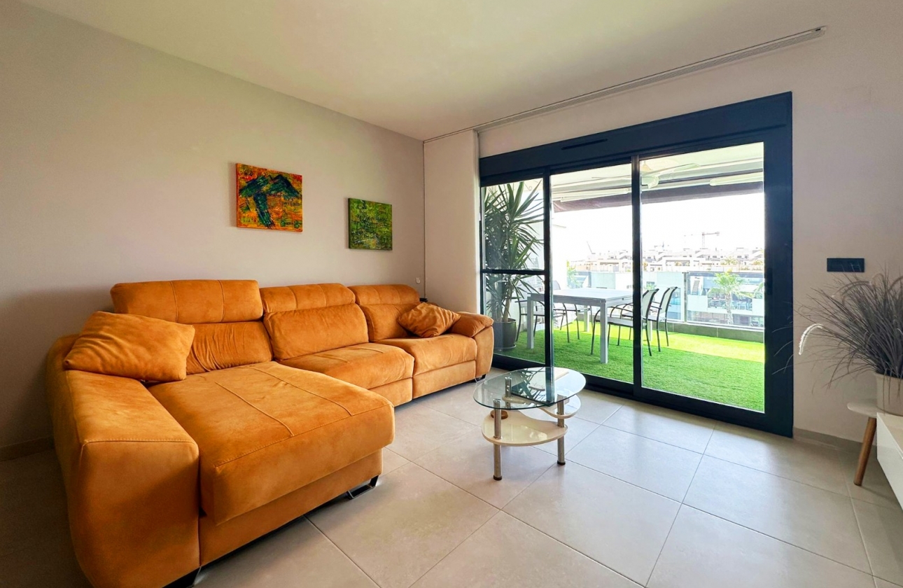 Resale - Apartment - Guardamar del Segura - El Raso