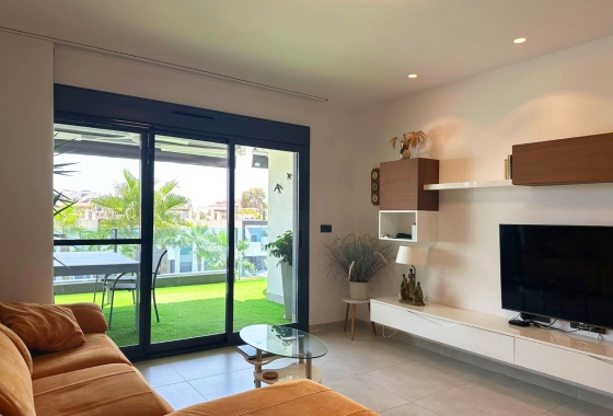 Resale - Apartment - Guardamar del Segura - El Raso