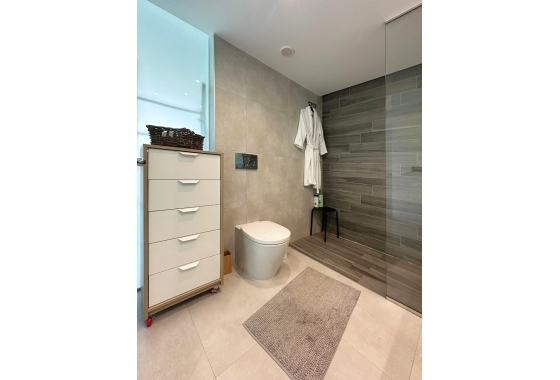 Resale - Apartment - Guardamar del Segura - El Raso