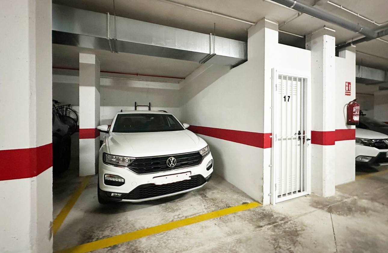 Resale - Apartment - Guardamar del Segura - El Raso