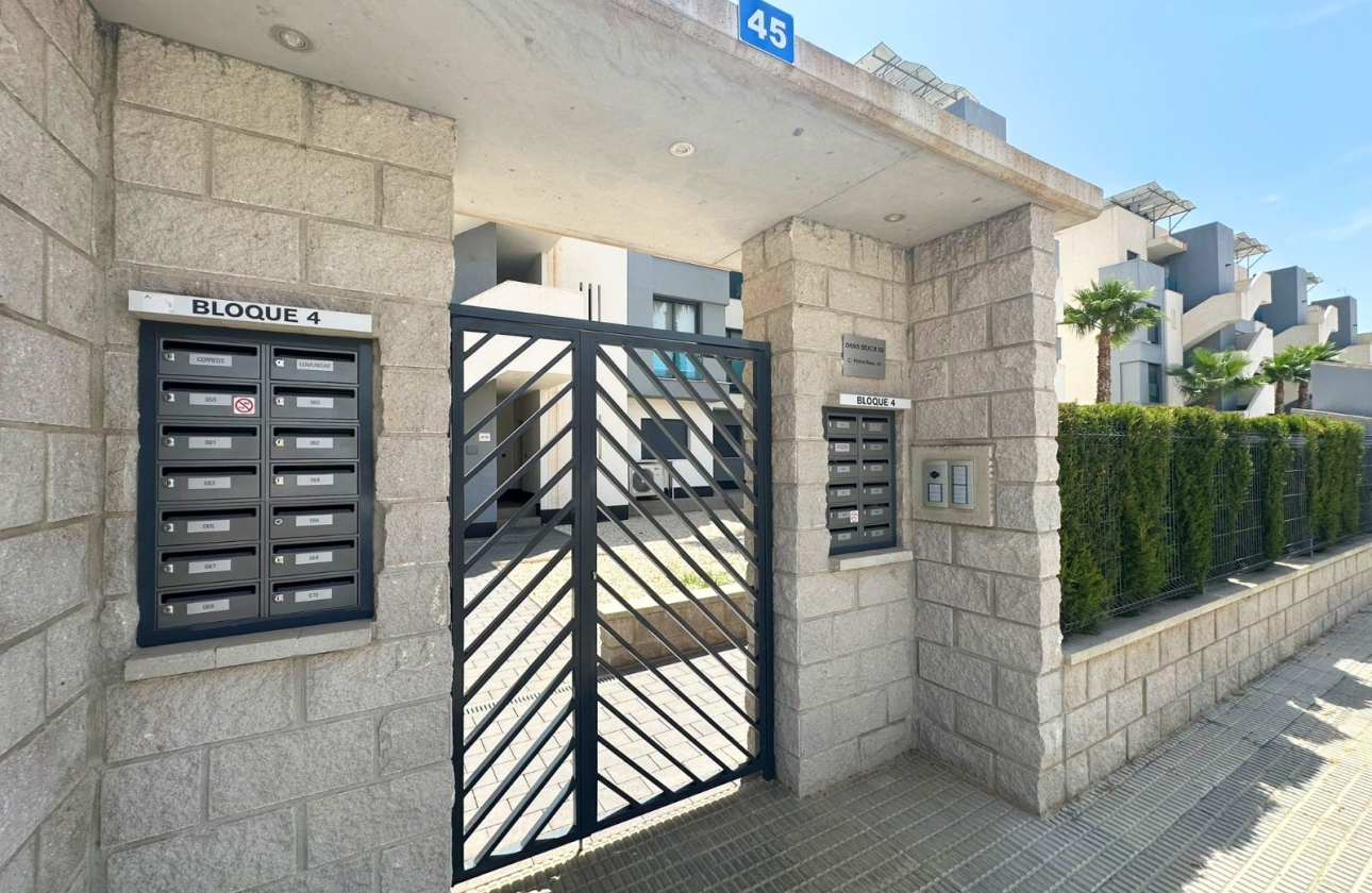 Resale - Apartment - Guardamar del Segura - El Raso