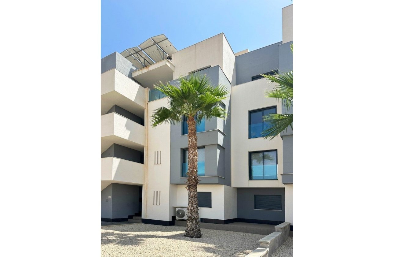 Resale - Apartment - Guardamar del Segura - El Raso