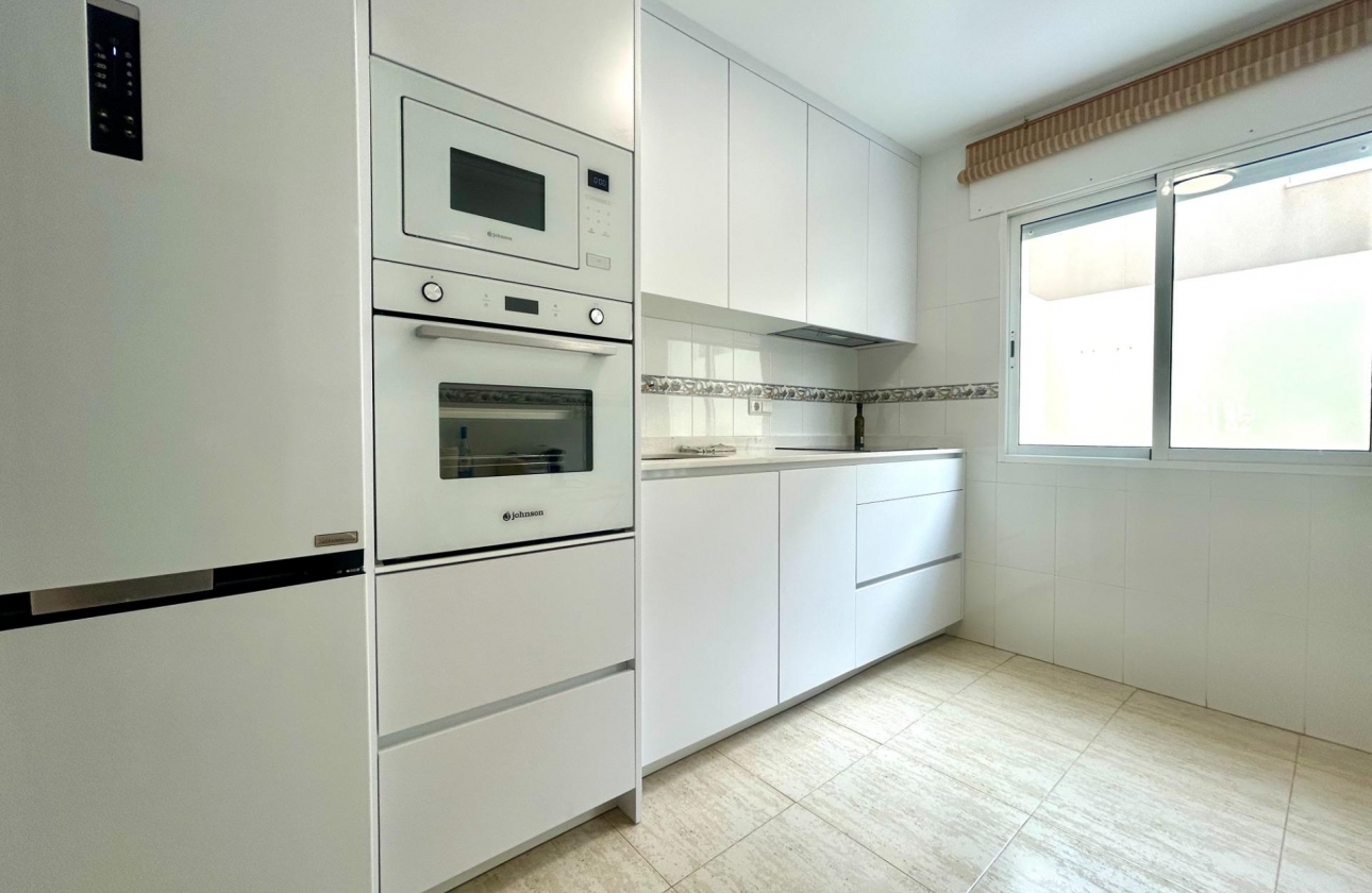 Resale - Townhouse - Orihuela Costa - Campoamor