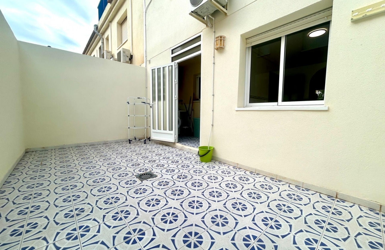 Resale - Townhouse - Orihuela Costa - Campoamor
