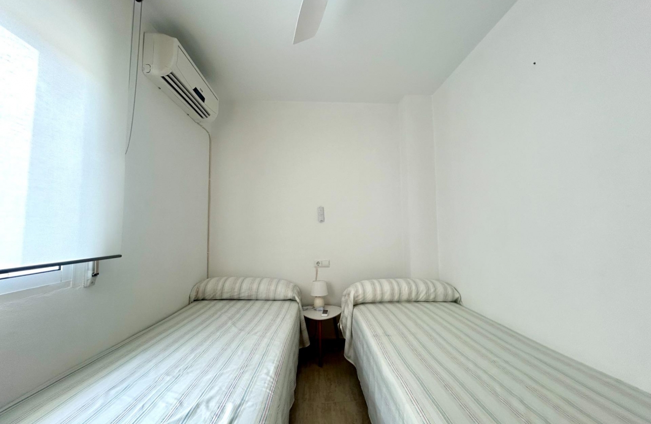 Resale - Townhouse - Orihuela Costa - Campoamor