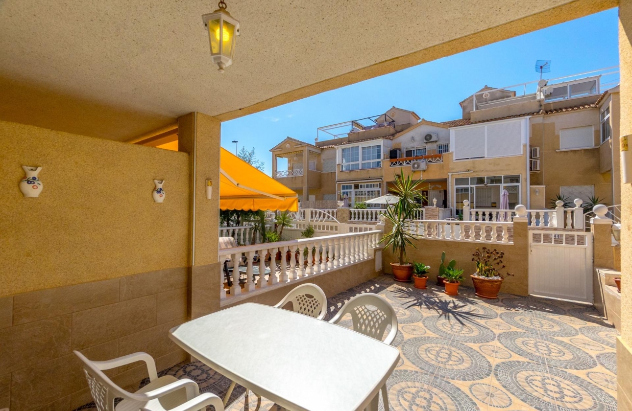 Resale - Townhouse - Torrevieja - Nueva Torrevieja
