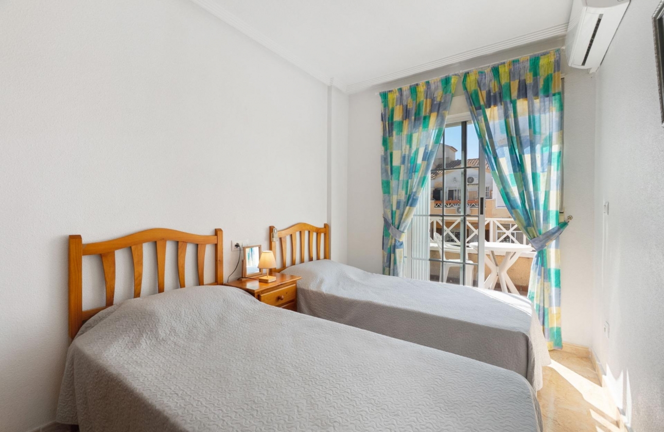 Resale - Townhouse - Torrevieja - Nueva Torrevieja