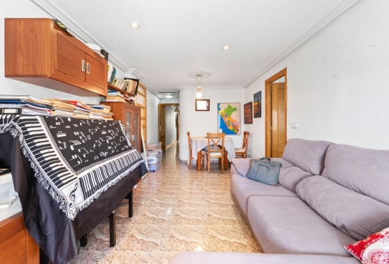 Wiederverkauf - Wohnung - Torrevieja - Centro