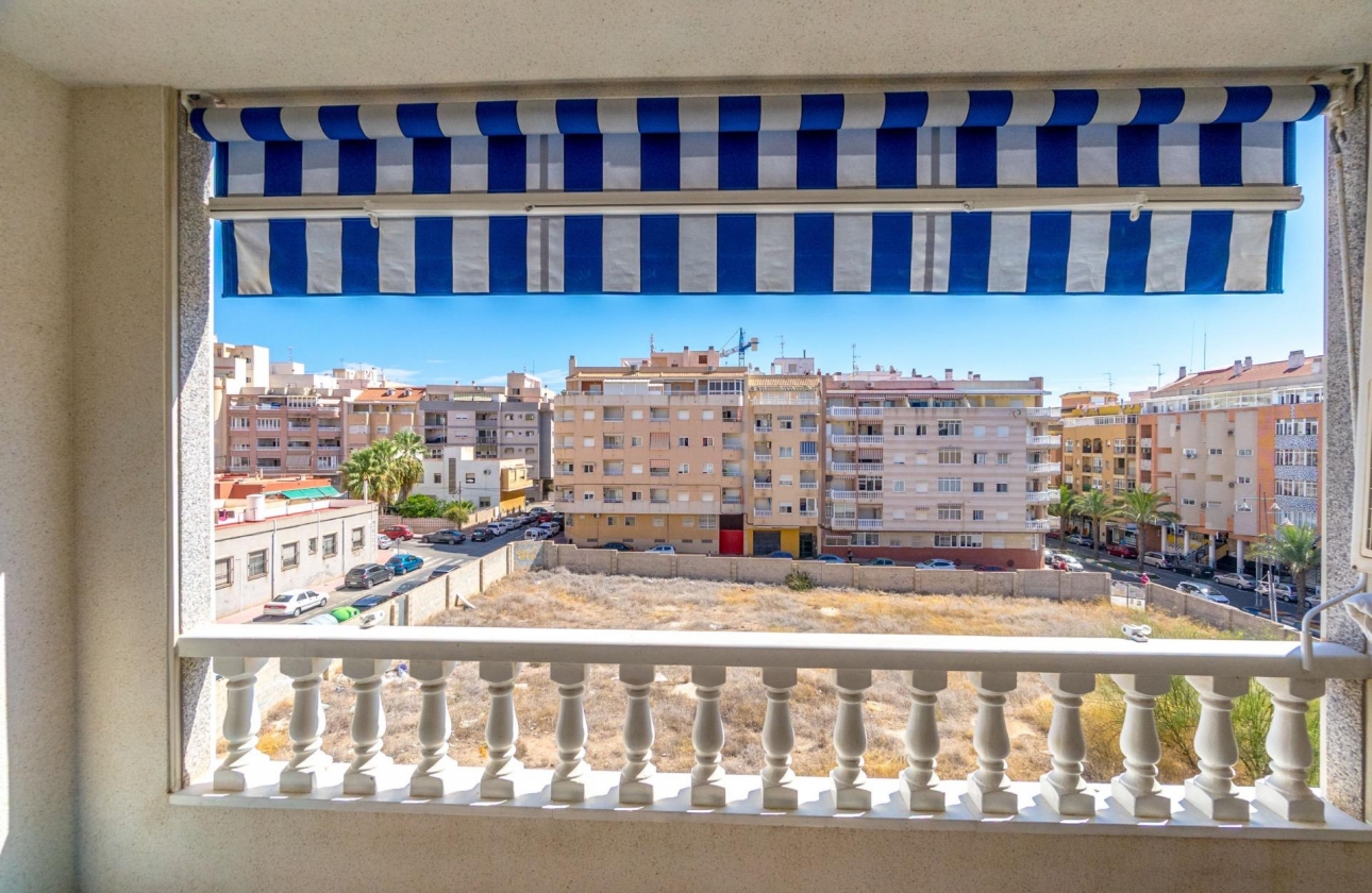 Wiederverkauf - Wohnung - Torrevieja - Centro