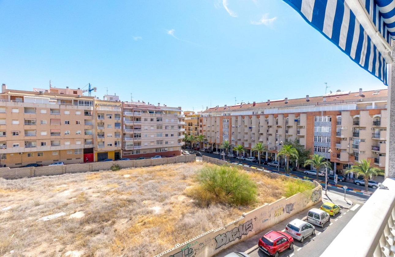 Wiederverkauf - Wohnung - Torrevieja - Centro