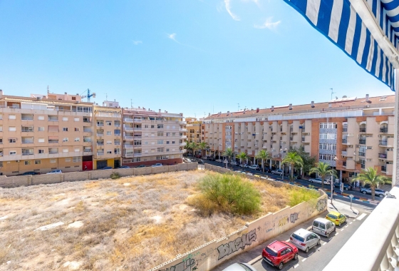 Wiederverkauf - Wohnung - Torrevieja - Centro