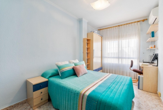 Resale - Apartment - Torrevieja - torrevieja