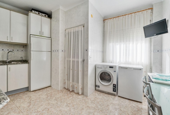 Resale - Apartment - Torrevieja - torrevieja
