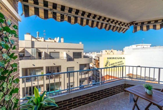 Resale - Apartment - Torrevieja - torrevieja