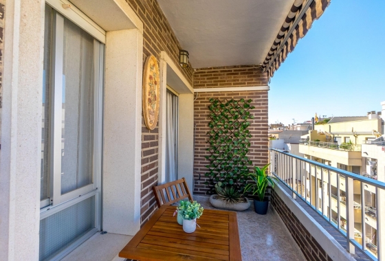 Resale - Apartment - Torrevieja - torrevieja