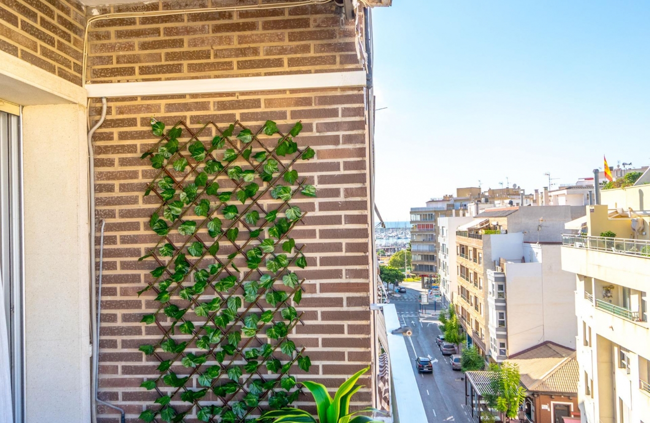 Resale - Apartment - Torrevieja - torrevieja