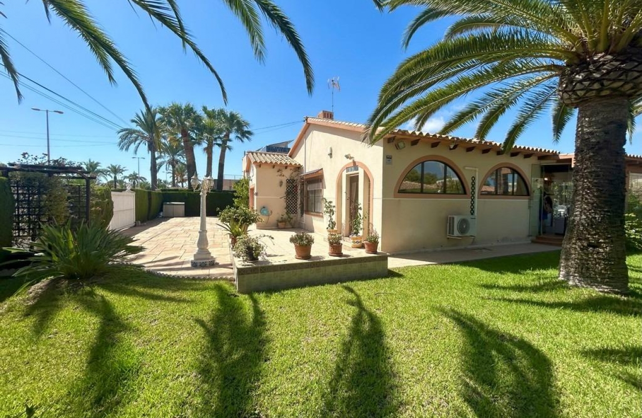 Wiederverkauf - Villa - Orihuela Costa - Cabo Roig