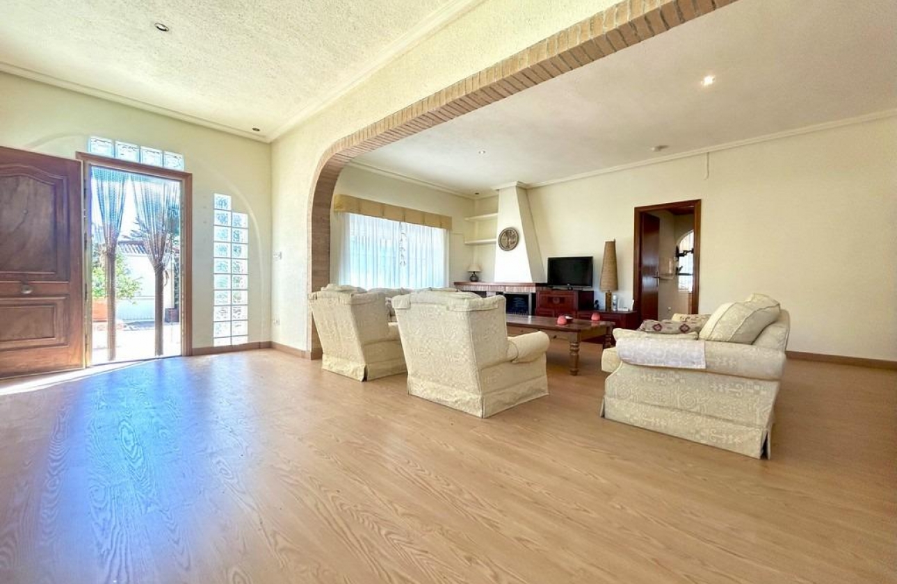 Wiederverkauf - Villa - Orihuela Costa - Cabo Roig