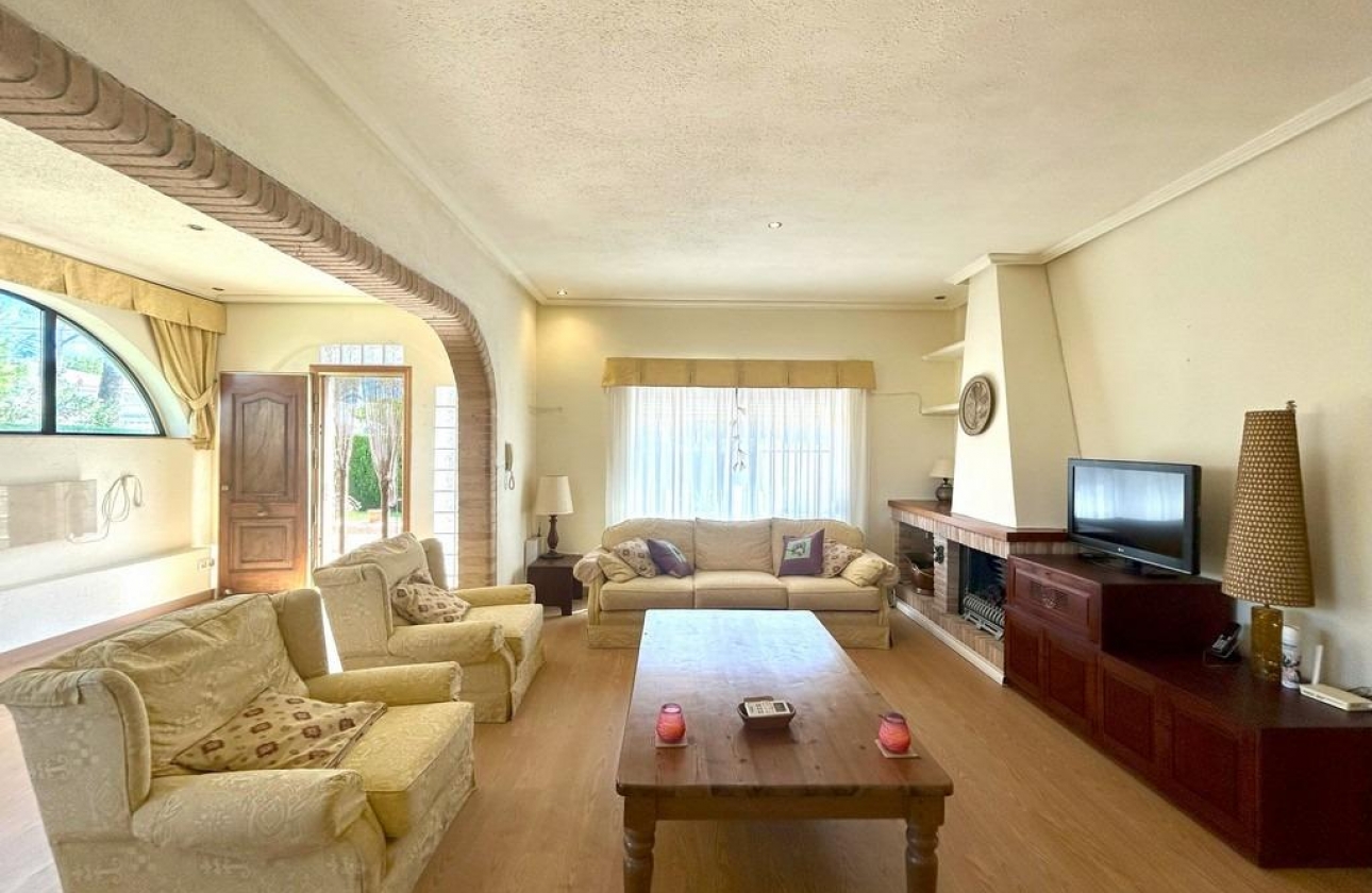 Wiederverkauf - Villa - Orihuela Costa - Cabo Roig