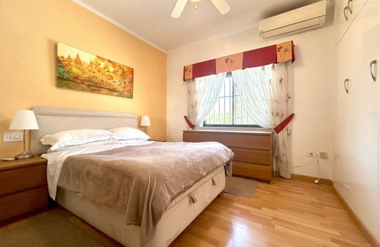 Wiederverkauf - Villa - Orihuela Costa - Cabo Roig