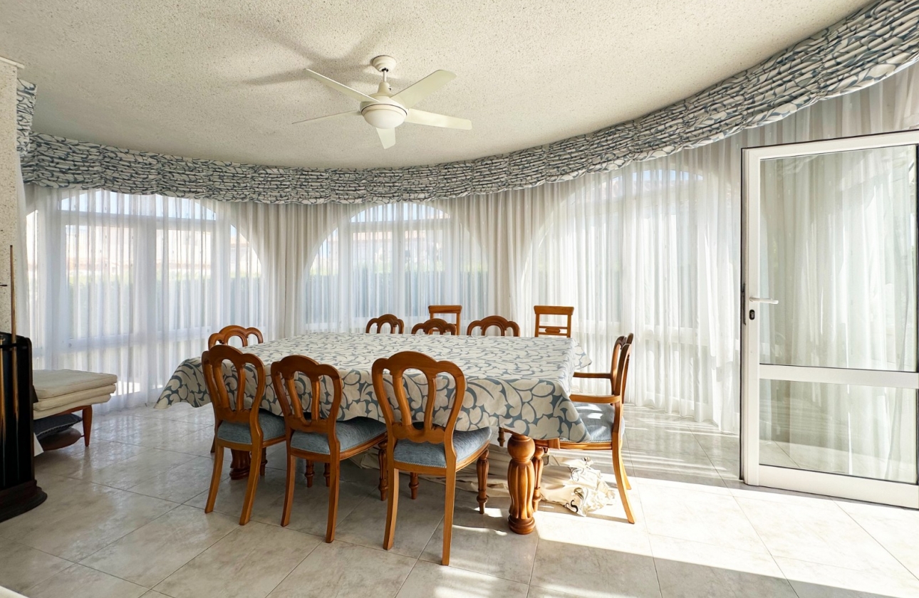 Resale - Villa - Orihuela Costa - Playa Flamenca