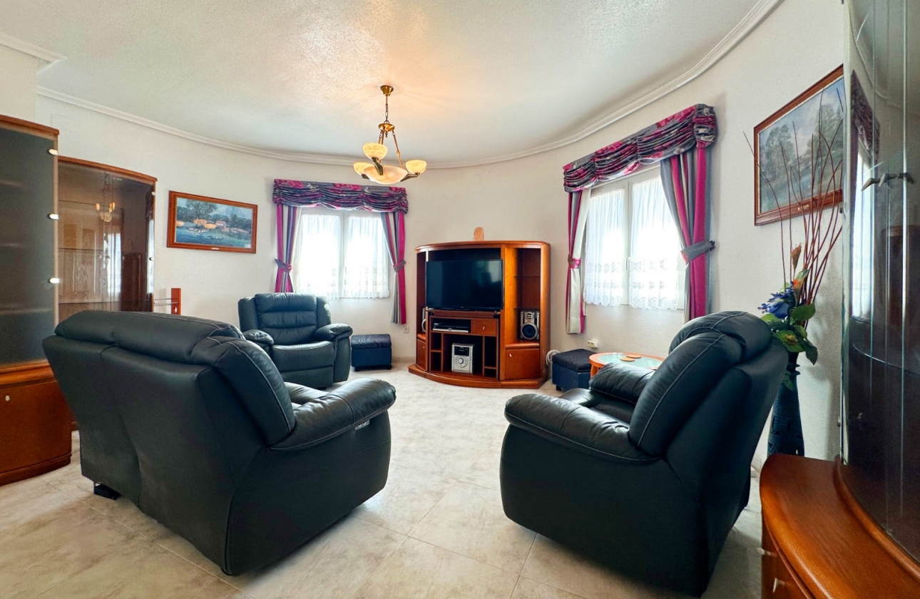 Resale - Villa - Orihuela Costa - Playa Flamenca